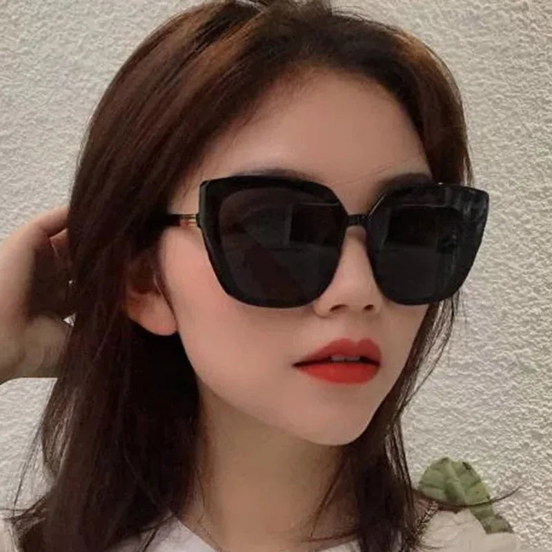 Square-framed Sunglasses